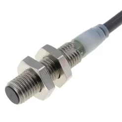 Cảm biến E2A-S08KS02-WP-D1 2M dòng E2A-S OMRON